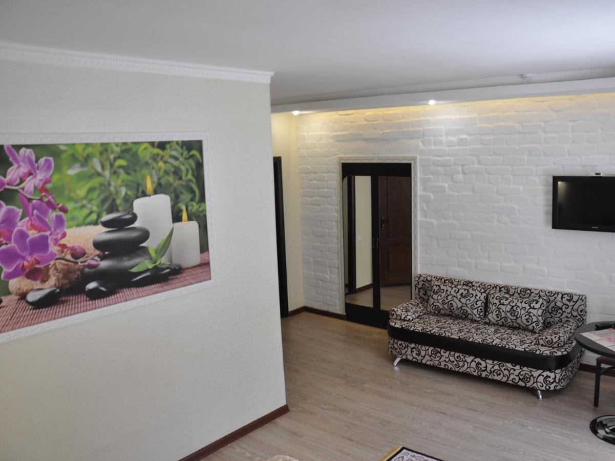 Astina Hotel Astana Luaran gambar