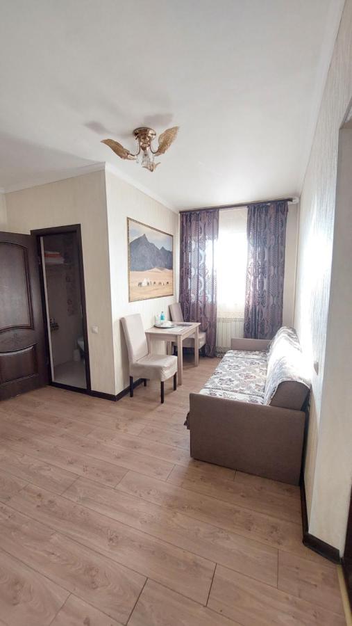 Astina Hotel Astana Luaran gambar