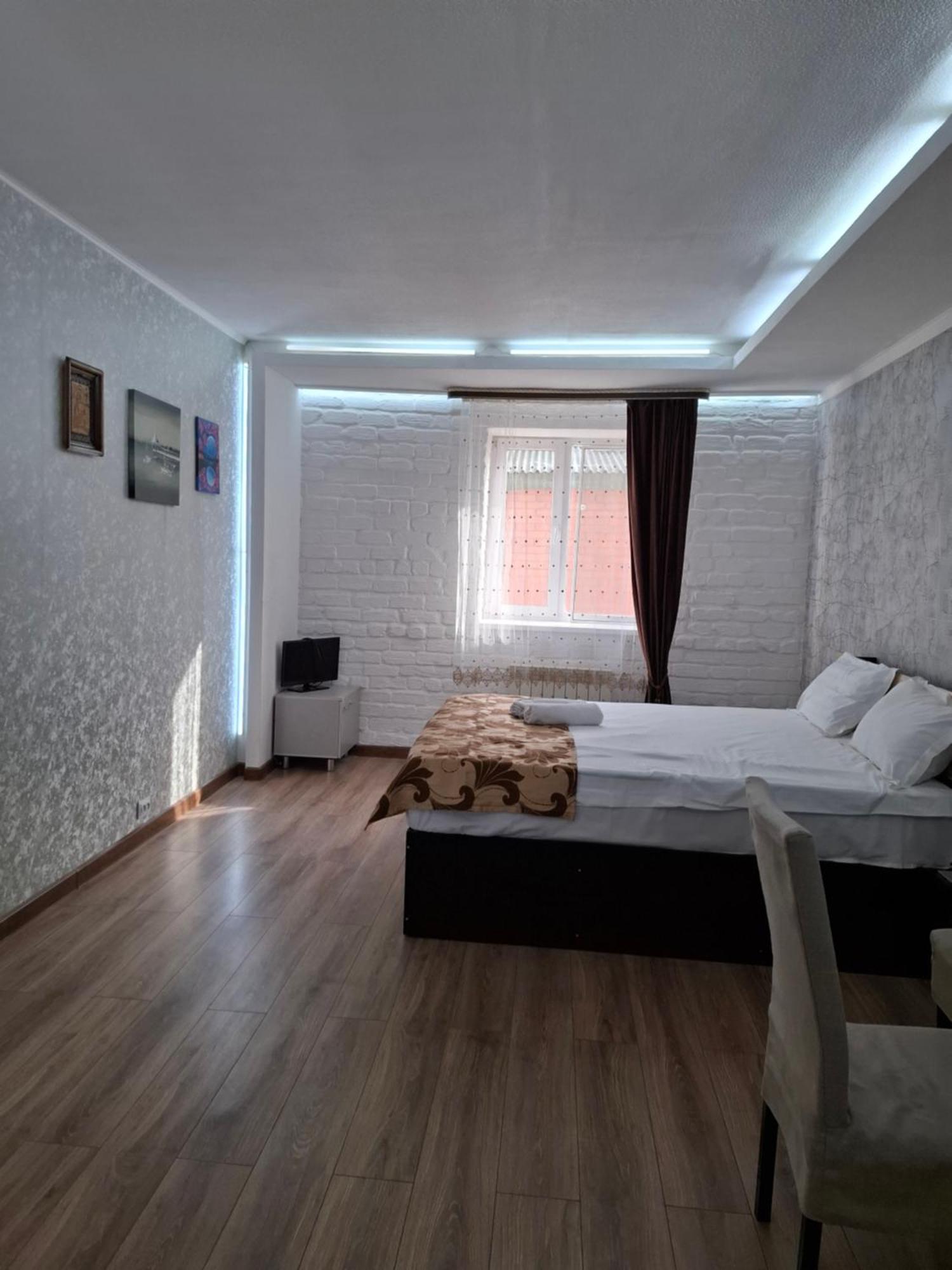 Astina Hotel Astana Luaran gambar